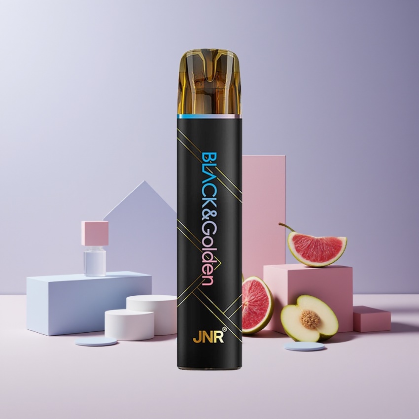 JNR Black&Golden 600+200 Púf magyar nagykereskedés Kék Málna-Cseresznye 550mAh
