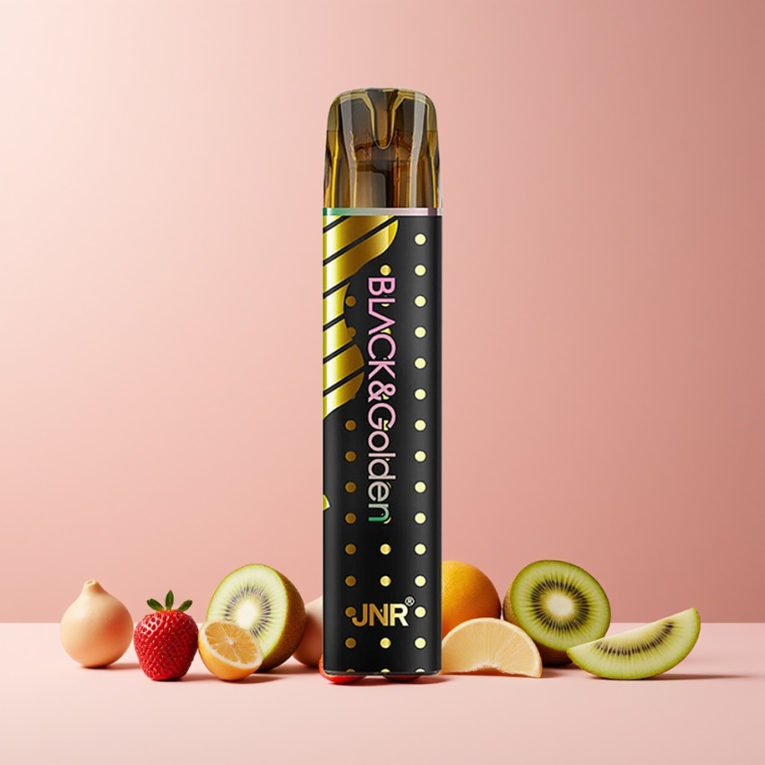JNR Black&Golden 600+200 Puff magyar nagykereskedés Eper-Papaya 550mAh
