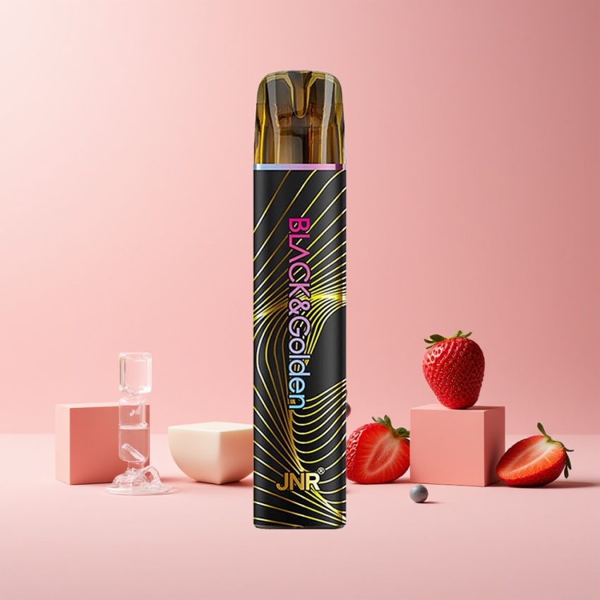 JNR Black&Golden 600+200 Puff magyar nagykereskedés Eperjég 550mAh Eldobható Vape